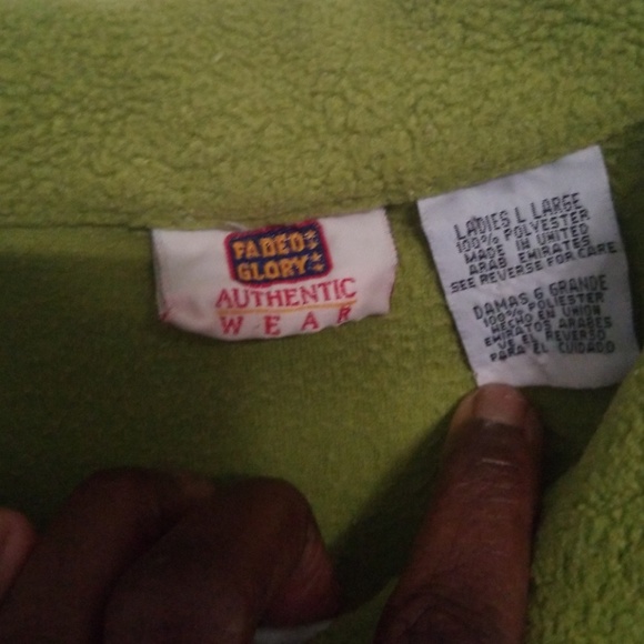 Sweater - Picture 3 of 3